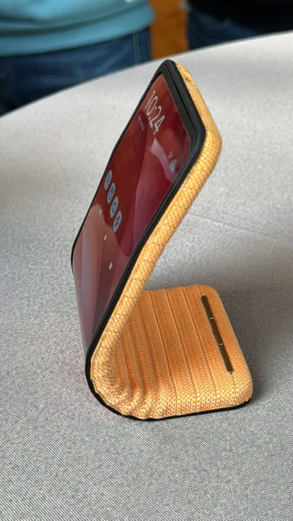 Motorola Rollable Phone