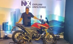 Honda NX200: दमदार लुक्स और High Tech फीचर्स के साथ आई नई बाइक, जानिए स्पेसिफिकेशन और कीमत