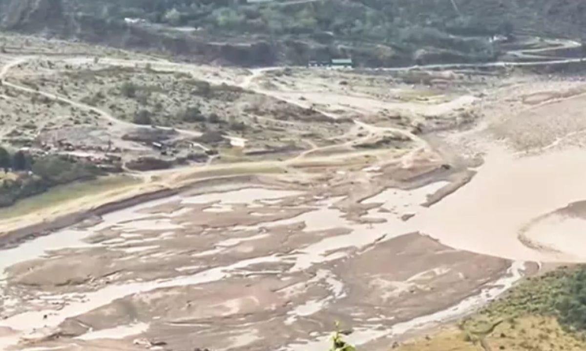 Sutlej river dried up in Pakistan